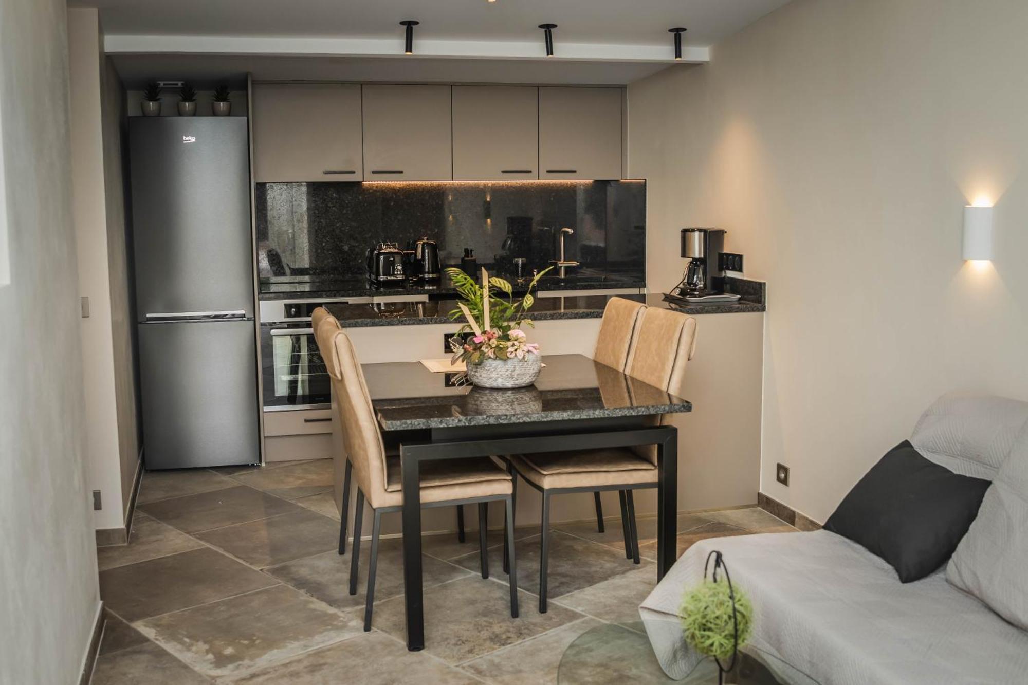 Bed & Breakfast Nais 3*