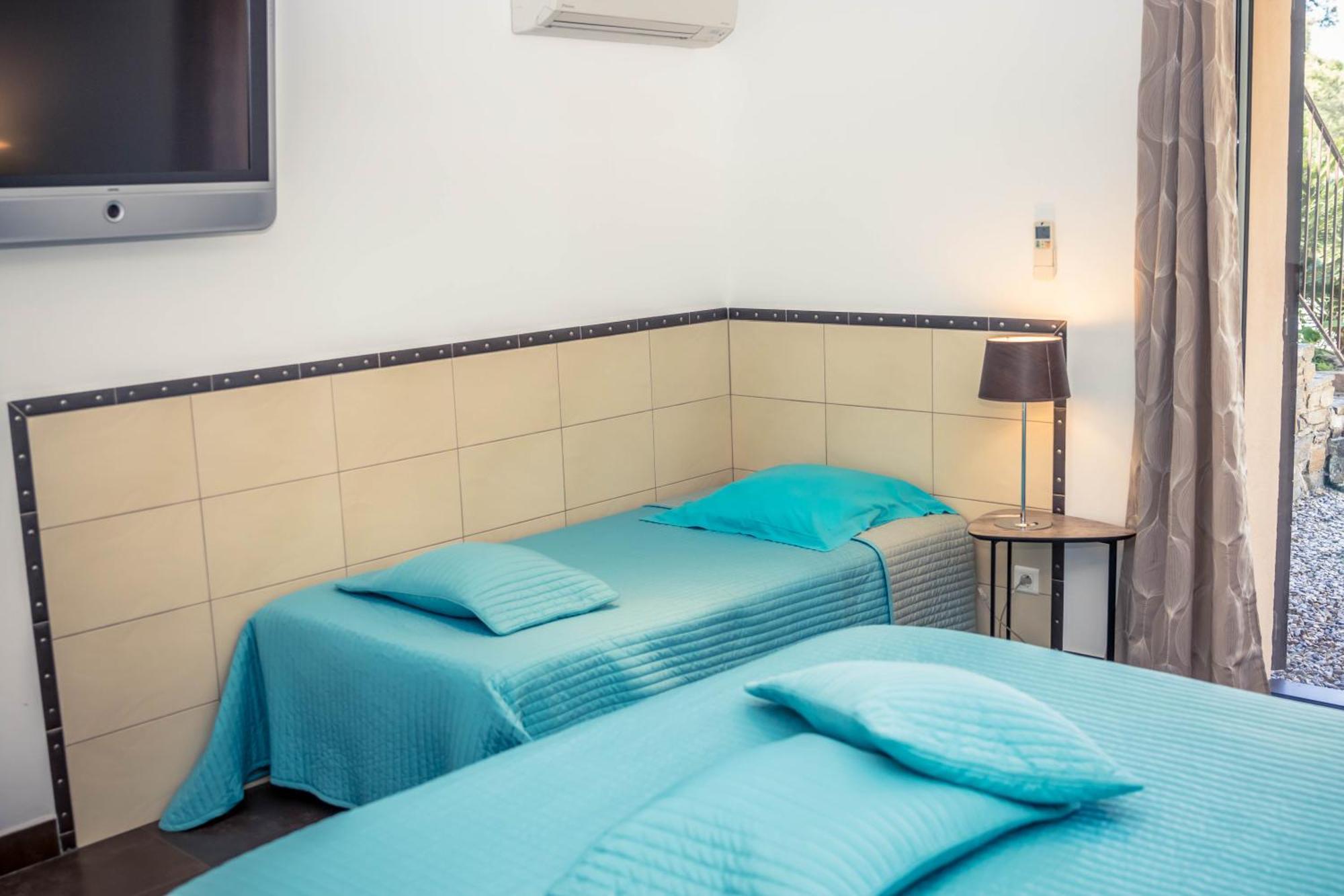 Nais Bed and breakfast 3*