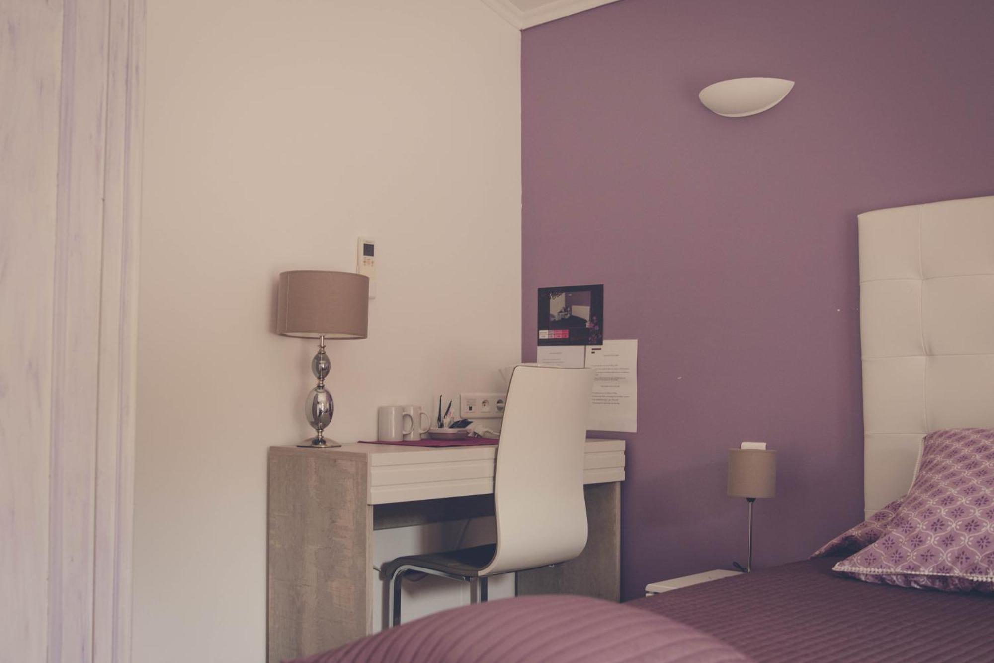 Nais Bed & Breakfast