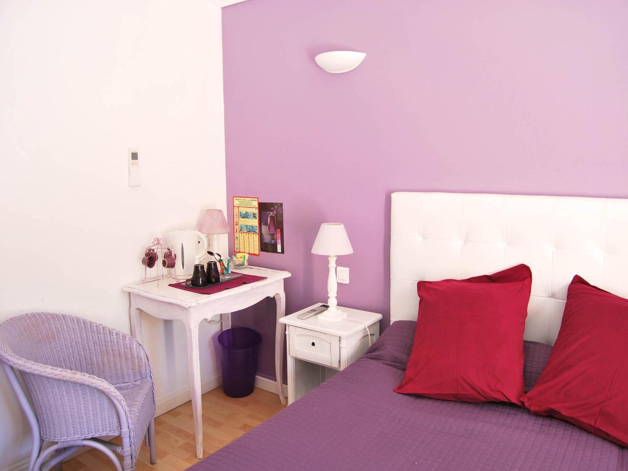 Bed & Breakfast Nais 3*